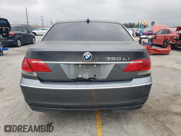 2006 BMW 7 Series 750Li z VIN WBAHN83536DT62073, wystawiony jako Copart lot #55636605 z przebiegiem 146 921 mil mil oraz Czysty tytuł • Clean title. Historia ofert i sprzedaży dostępna na DreamBid. Obrazek 6.
