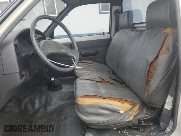 1990 Toyota Pickup with VIN JT4RN81R1L0049863, listed as a Copart auction lot 42832405 with 230,913 mi miles and Salvage title. Bid and sale history available at DreamBid. Image 7.