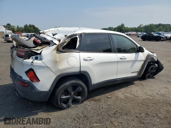 2016 Jeep Cherokee Altitude z VIN 1C4PJMCB7GW218718, wystawiony jako Copart lot #59789355 z przebiegiem Nie podano mil oraz Nie do naprawy • Non repairable. Historia ofert i sprzedaży dostępna na DreamBid. Obrazek 3.