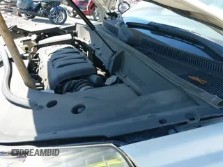 2011 Chevrolet Traverse 2LT z VIN 1GNKVJED6BJ199670, wystawiony jako IAAI lot #43329232 z przebiegiem 184 050 mil mil oraz . Historia ofert i sprzedaży dostępna na DreamBid. Obrazek 20.