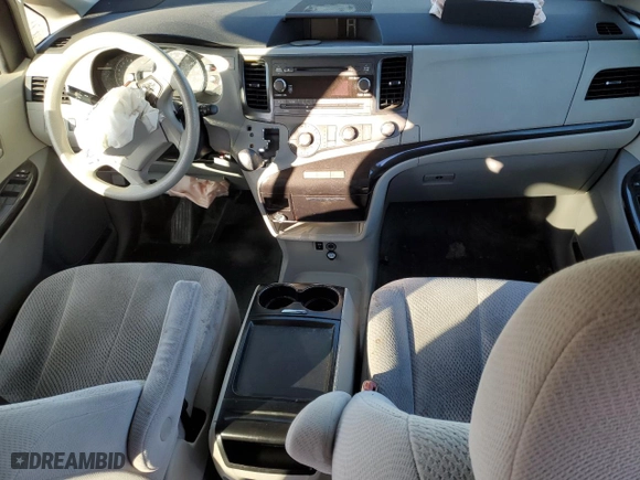 2011 Toyota Sienna LE AAS with VIN 5TDKK3DC9BS168373, listed as a Copart auction lot 41988135 with 0 mi miles and Salvage Title. Bid and sale history available at carsss.com. Image 8.