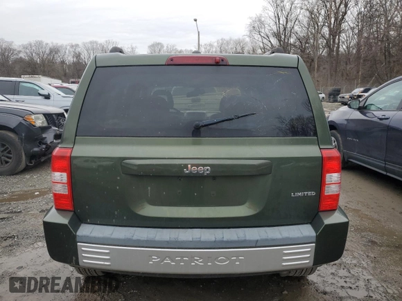 2008 Jeep Patriot Limited with VIN 1J8FT48W28D623151, listed as a Copart auction lot 44363375 with 218,930 mi miles and Salvage Title. Bid and sale history available at DreamBid. Image 6.