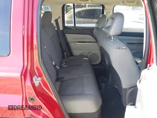 2007 Jeep Patriot Sport with VIN 1J8FT28W77D401093, listed as a IAAI auction lot 41751851 with 143,445 mi miles and . Bid and sale history available at DreamBid. Image 8.