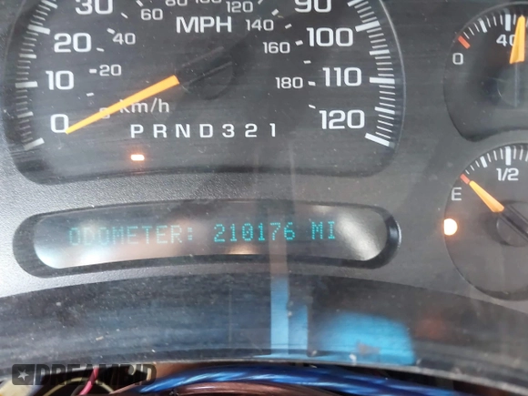 2006 Chevrolet Tahoe Z71 with VIN 1GNEK13T36R145881, listed as a IAAI auction lot 41286895 with 210,176 mi miles. Bid and sale history available at carsss.com. Image 7.
