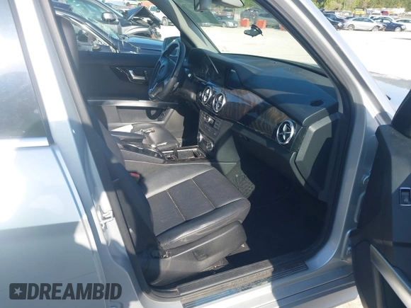2015 Mercedes-Benz GLK 350 with VIN WDCGG5HB9FG397442, listed as a IAAI auction lot 42013178 with 106,598 mi miles and . Bid and sale history available at DreamBid. Image 5.
