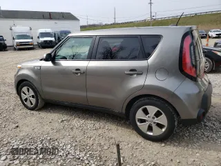 2016 Kia Soul with VIN KNDJN2A2XG7256505, listed as a Copart auction lot 52034585 with 165,395 mi miles and Clean Title. Bid and sale history available at carsss.com. Image 2.