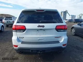 2019 Jeep Grand Cherokee Trailhawk with VIN 1C4RJFLG7KC697555, listed as a IAAI auction lot 41208149 with 78,599 mi miles. Bid and sale history available at carsss.com. Image 17.