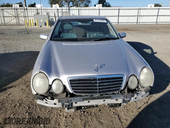 2002 Mercedes-Benz E-Class with VIN WDBJF65J82B478924, listed as a Copart auction lot 87767635 with 154,377 mi miles and Salvage Title. Bid and sale history available at carsss.com. Image 5.