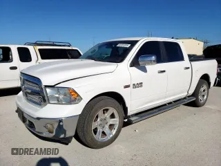 2018 Ram 1500 Lone Star Silver z VIN 1C6RR6LT6JS132957, wystawiony jako Copart lot #50181315 z przebiegiem 142 531 mil mil oraz Szkoda całkowita • Salvage title. Historia ofert i sprzedaży dostępna na DreamBid. Obrazek 1.