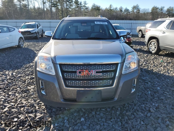 2011 GMC Terrain SLT-2 with VIN 2CTFLXE5XB6371227, listed as a Copart auction lot 81161053 with 161,610 mi miles and Salvage Title. Bid and sale history available at carsss.com. Image 5.