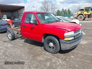 2002 Chevrolet Silverado 1500 with VIN 1GCEC14W22Z103016, listed as a IAAI auction lot 41843738 with 285,123 mi miles. Bid and sale history available at carsss.com. Image 1.