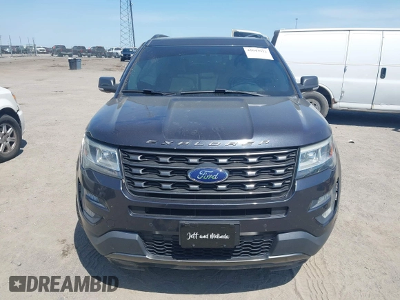 2017 Ford Explorer XLT z VIN 1FM5K8D8XHGA86463, wystawiony jako IAAI lot #42043922 z przebiegiem 83 025 mil mil oraz . Historia ofert i sprzedaży dostępna na DreamBid. Obrazek 12.