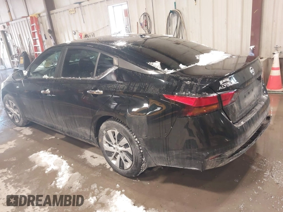 2020 Nissan Altima 2.5 S with VIN 1N4BL4BW7LC138619, listed as a IAAI auction lot 41512310 with 73,299 mi miles. Bid and sale history available at carsss.com. Image 3.