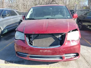 2014 Chrysler Town & Country Touring with VIN 2C4RC1BG1ER211963, listed as a IAAI auction lot 41916749 with 168,597 mi miles. Bid and sale history available at carsss.com. Image 6.