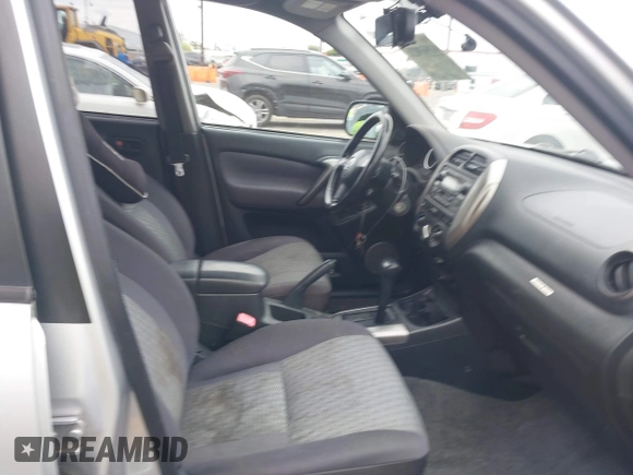 2005 Toyota RAV4 with VIN JTEGD20V650075153, listed as a IAAI auction lot 42077078 with 122,387 mi miles. Bid and sale history available at carsss.com. Image 5.