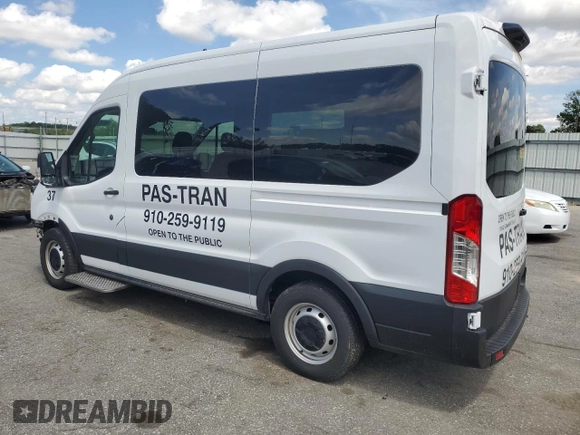 2022 Ford Transit Passenger XL z VIN 1FDZK1C85NKA69802, wystawiony jako Copart lot #56595895 z przebiegiem 67 239 mil mil oraz Szkoda całkowita • Salvage title. Historia ofert i sprzedaży dostępna na DreamBid. Obrazek 2.