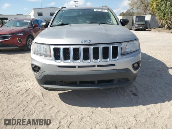 2016 Jeep Compass Sport with VIN 1C4NJCBA3GD611556, listed as a Copart auction lot 55227345 with Not Provided miles and Salvage Title. Bid and sale history available at DreamBid. Image 5.