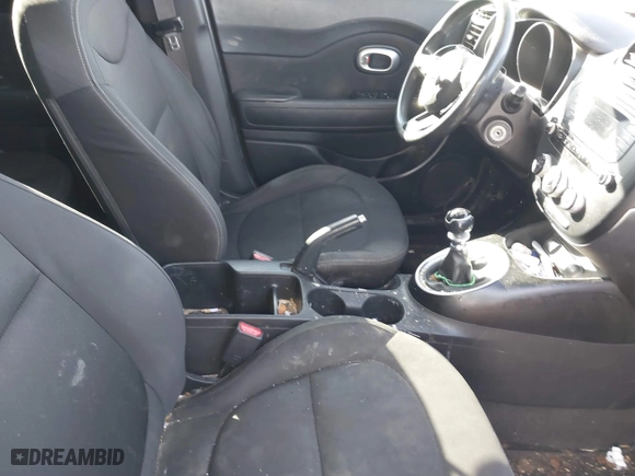 2015 Kia Soul with VIN KNDJN2A22F7155344, listed as a IAAI auction lot 41615674 with 103,011 mi miles. Bid and sale history available at carsss.com. Image 5.