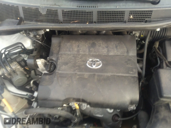 2014 Toyota Sienna XLE with VIN 5TDYK3DC0ES421501, listed as a IAAI auction lot 41672414 with 111,911 mi miles. Bid and sale history available at carsss.com. Image 10.