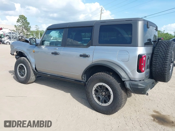 2023 Ford Bronco with VIN 1FMEE5DP1PLB89368, listed as a IAAI auction lot 41957069 with 14,387 mi miles. Bid and sale history available at carsss.com. Image 3.