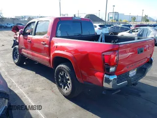 2020 Toyota Tacoma SR5 with VIN 3TMAZ5CN5LM139511, listed as a IAAI auction lot 42379892 with 114,204 mi miles and . Bid and sale history available at DreamBid. Image 3.