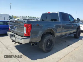 2019 Ford F-250 XL z VIN 1FT7W2BT8KEG47302, wystawiony jako Copart lot #55433195 z przebiegiem 190 303 mil mil oraz Czysty tytuł • Clean title. Historia ofert i sprzedaży dostępna na DreamBid. Obrazek 3.
