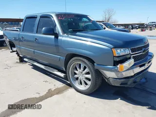 2007 Chevrolet Silverado 1500 LS with VIN 2GCEC13V771133752, listed as a IAAI auction lot 41767688 with 253,845 mi miles and . Bid and sale history available at DreamBid. Image 1.