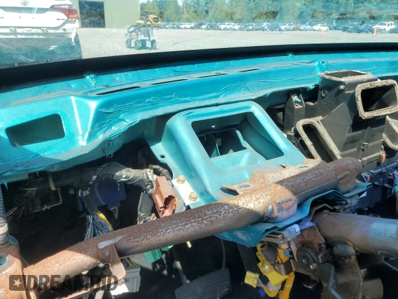 1993 Honda Civic z VIN 2HGEH2469PH503008, wystawiony jako Copart lot #59558385 z przebiegiem Nie podano mil oraz Czysty tytuł • Clean title. Historia ofert i sprzedaży dostępna na DreamBid. Obrazek 9.