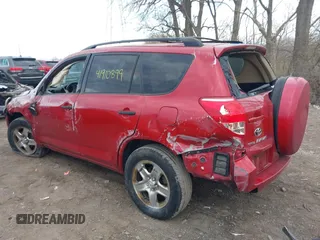 2008 Toyota RAV4 with VIN JTMZD33V486054642, listed as a IAAI auction lot 41910899 with 167,131 mi miles. Bid and sale history available at carsss.com. Image 3.