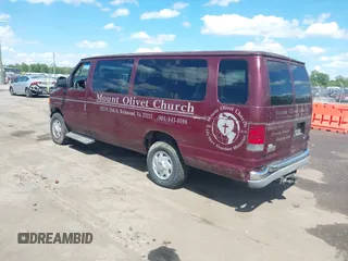 2004 Ford Econoline Passenger XL with VIN 1FBSS31L44HA42194, listed as a IAAI auction lot 42214006 with 178,206 mi miles and . Bid and sale history available at carsss.com. Image 3.