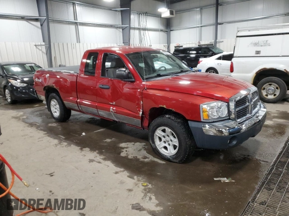 2006 Dodge Dakota SLT with VIN 1D7HW42NX6S717803, listed as a Copart auction lot 89000765 with 139,556 mi miles and Salvage Title. Bid and sale history available at carsss.com. Image 4.