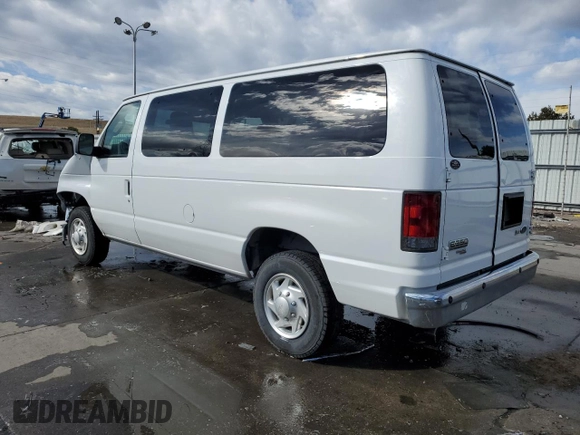 2011 Ford Econoline Passenger XL with VIN 1FBNE3BL4BDA67376, listed as a Copart auction lot 41890935 with 171,949 mi miles and Salvage Title. Bid and sale history available at carsss.com. Image 2.