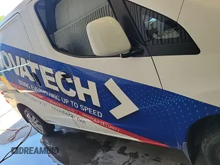2017 Nissan NV200 S z VIN 3N6CM0KN2HK696145, wystawiony jako IAAI lot #42521095 z przebiegiem 213 778 mil mil oraz . Historia ofert i sprzedaży dostępna na DreamBid. Obrazek 1.