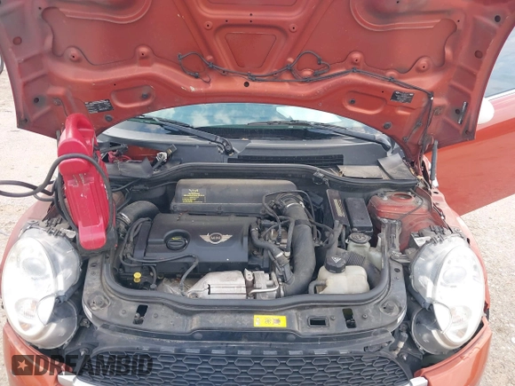 2012 MINI Hardtop S with VIN WMWSV3C54CTY17779, listed as a IAAI auction lot 42121487 with 134,176 mi miles and . Bid and sale history available at DreamBid. Image 10.