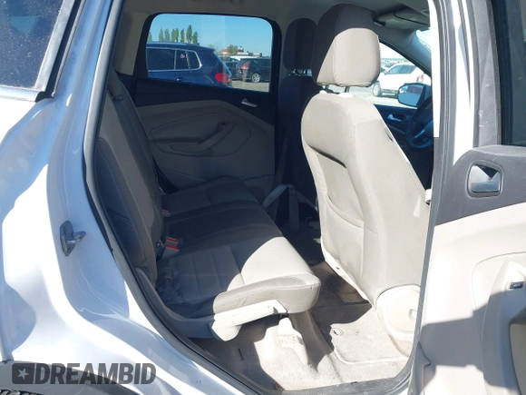 2014 Ford Escape SE with VIN 1FMCU9G90EUC24911, listed as a IAAI auction lot 42068333 with 209,268 mi miles. Bid and sale history available at carsss.com. Image 8.