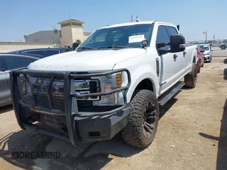 2019 Ford F-250 XL with VIN 1FT7W2BT0KEE85911, listed as a IAAI auction lot 42335375 with 278,138 mi miles and . Bid and sale history available at DreamBid. Image 17.