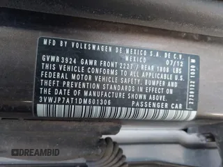 2013 Volkswagen Beetle 2.5L с VIN 3VWJP7AT1DM601306, выставлен на аукционе IAAI как лот 41846490 с пробегом 117 082 миль миль и . История ставок и продаж доступна на DreamBid. Изображение 9.