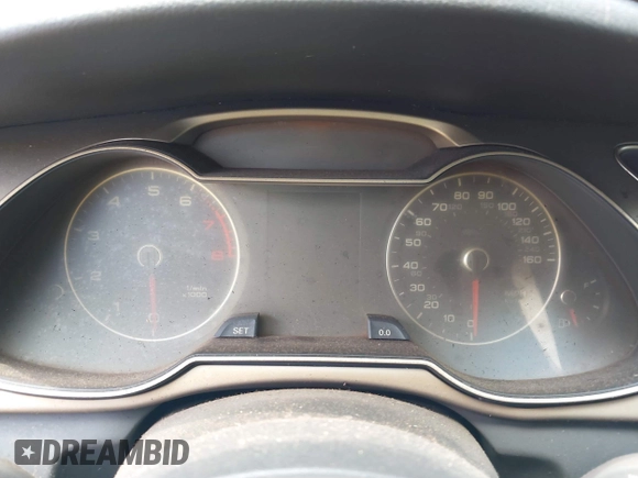 2015 Audi A4 Premium Plus z VIN WAUEFAFL4FN005738, wystawiony jako IAAI lot #42461324 z przebiegiem Nie podano mil oraz . Historia ofert i sprzedaży dostępna na DreamBid. Obrazek 7.