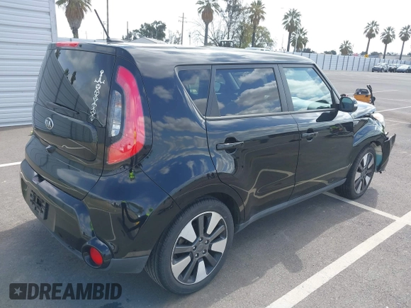 2016 Kia Soul ! with VIN KNDJX3A57G7256620, listed as a IAAI auction lot 41847733 with 124,931 mi miles. Bid and sale history available at carsss.com. Image 4.