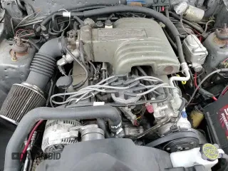 1986 Ford Mustang z VIN 1FABP28T8GF109009, wystawiony jako Copart lot #83148544 z przebiegiem 329 005 mil mil oraz Szkoda całkowita • Salvage title. Historia ofert i sprzedaży dostępna na DreamBid. Obrazek 13.