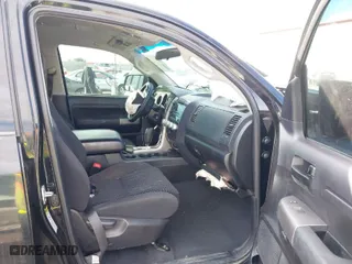 2013 Toyota Tundra 4WD Truck with VIN 5TFUW5F16DX318389, listed as a IAAI auction lot 40647884 with 1 mi miles. Bid and sale history available at carsss.com. Image 5.