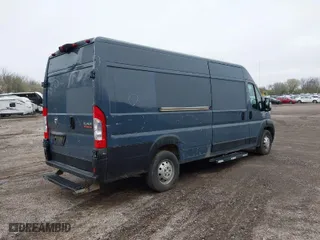2019 Ram ProMaster Cargo Van with VIN 3C6URVJG6KE564284, listed as a IAAI auction lot 41768049 with 124,099 mi miles. Bid and sale history available at carsss.com. Image 4.
