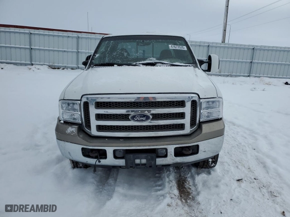 2005 Ford Super Duty F-250 XL with VIN 1FTSW21P05EC75960, listed as a Copart auction lot 41673535 with 296,011 mi miles and Clean Title. Bid and sale history available at carsss.com. Image 5.