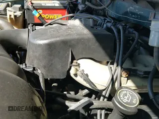 1997 Ford F-150 с VIN 1FTDF1727VKC49064, выставлен на аукционе IAAI как лот 42256020 с пробегом 197 494 миль миль и . История ставок и продаж доступна на DreamBid. Изображение 19.