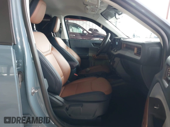 2022 Ford Maverick XL z VIN 3FTTW8E32NRA66134, wystawiony jako IAAI lot #41500466 z przebiegiem 37 471 mil mil oraz . Historia ofert i sprzedaży dostępna na DreamBid. Obrazek 5.
