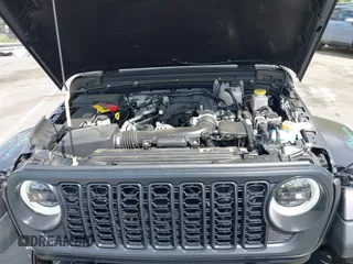2024 Jeep Gladiator Sport с VIN 1C6HJTAG0RL131543, выставлен на аукционе IAAI как лот 42090629 с пробегом 8 546 миль миль и . История ставок и продаж доступна на DreamBid. Изображение 10.