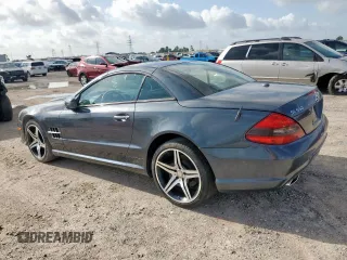 2011 Mercedes-Benz SL 550 z VIN WDBSK7BA8BF164435, wystawiony jako Copart lot #61465885 z przebiegiem 67 462 mil mil oraz Szkoda całkowita • Salvage title. Historia ofert i sprzedaży dostępna na DreamBid. Obrazek 2.
