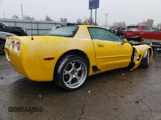 2001 Chevrolet Corvette Z06 with VIN 1G1YY12S415132742, listed as a Copart auction lot 80775174 with 81,533 mi miles and Salvage Title. Bid and sale history available at carsss.com. Image 3.
