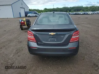 2017 Chevrolet Sonic LS z VIN 1G1JB5SH2H4163518, wystawiony jako Copart lot #58311565 z przebiegiem 111 468 mil mil oraz Szkody całkowita. Historia ofert i sprzedaży dostępna na DreamBid. Obrazek 6.