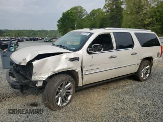 2013 Cadillac Escalade ESV Platinum Edition with VIN 1GYS4KEF7DR332700, listed as a Copart auction lot 53327135 with 117,477 mi miles and Salvage title. Bid and sale history available at DreamBid. Image 1.